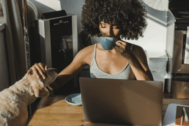Read more about the article The Energizing Brew: The Benefits and Drawbacks of Coffee